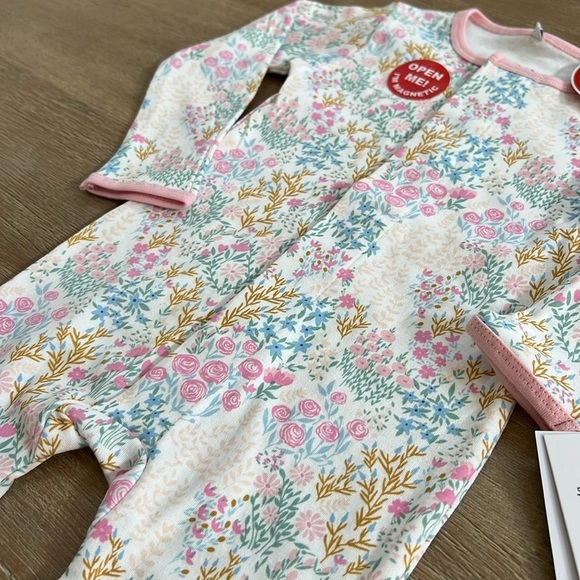 E=MC2 by Magnetic Me Baby Girl Cotton Footie Sleeper 0-3 3-6 6-9 months - Picture 3 of 4